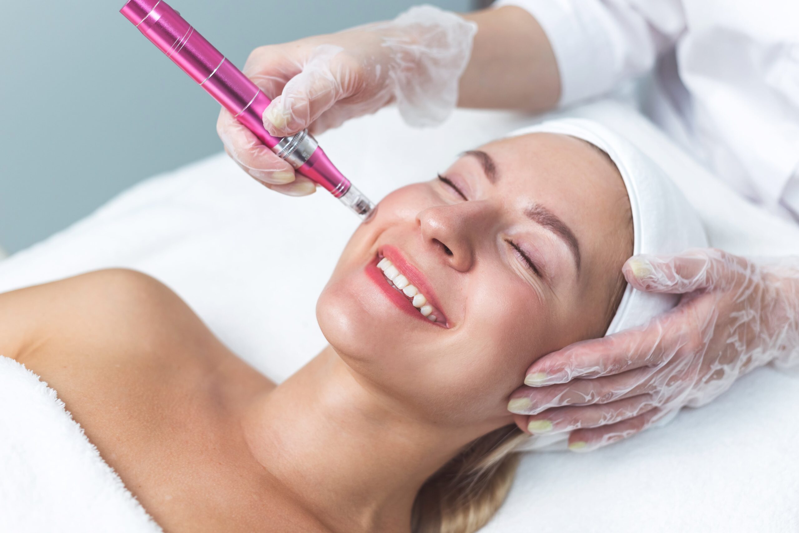 woman-having-facial-treatment-in-beauty-salon-clo-2023-11-27-05-30-28-utc-min